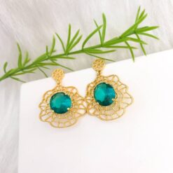 Brinco Dourado com zircônia verde