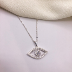 colar olho cravejado